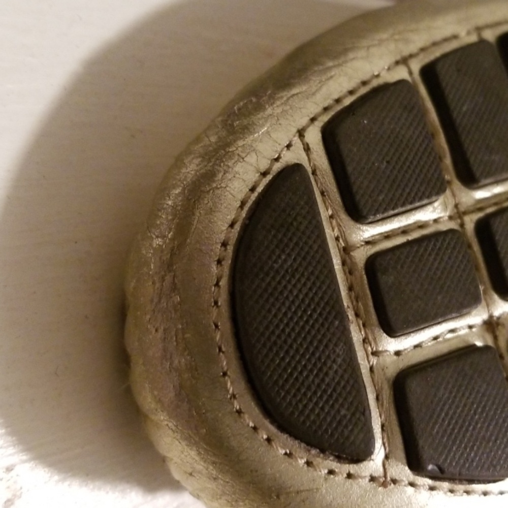 Shoes - Picture 5 of 8